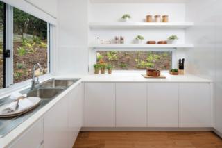 Endeavour Draw 438 Photo